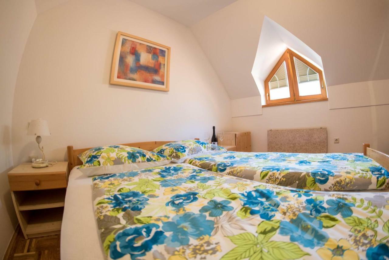 Apartma Marjetica 2 Moravske Toplice Bagian luar foto